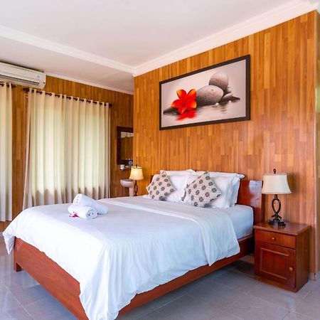 Ware Ware Surf Bungalow Lembongan Нуса-Лембонган Екстер'єр фото